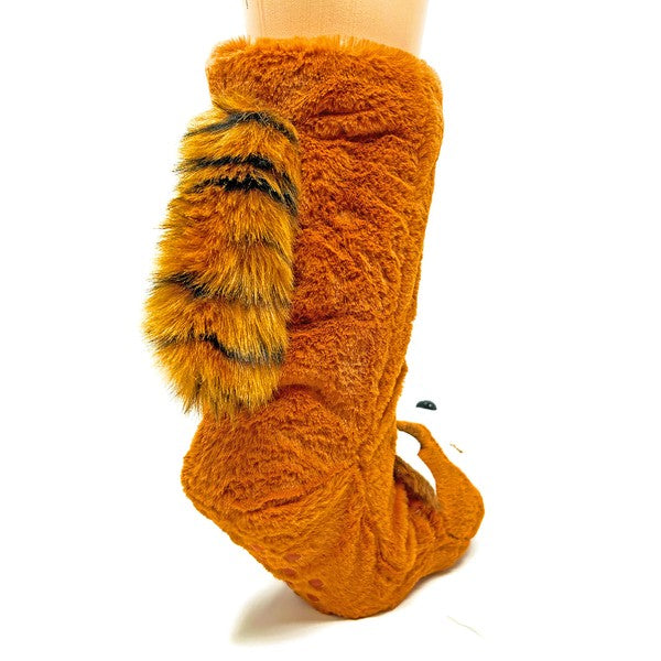 Red Panda - Kids' Plush Animal Slipper Socks Oooh Yeah Socks