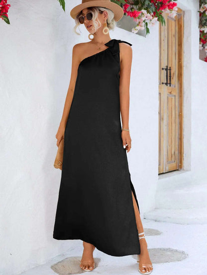 One-Shoulder Slit Maxi Dress Lomwn