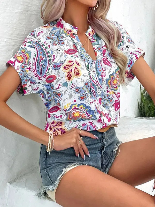 Women's Fashion Painted Printing V-neck Short Sleeve Top kakaclo